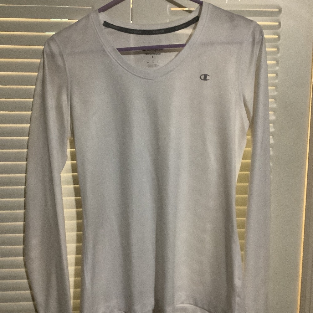 White Champion Woman’s Long Sleeve Performance Shirt, New size S
